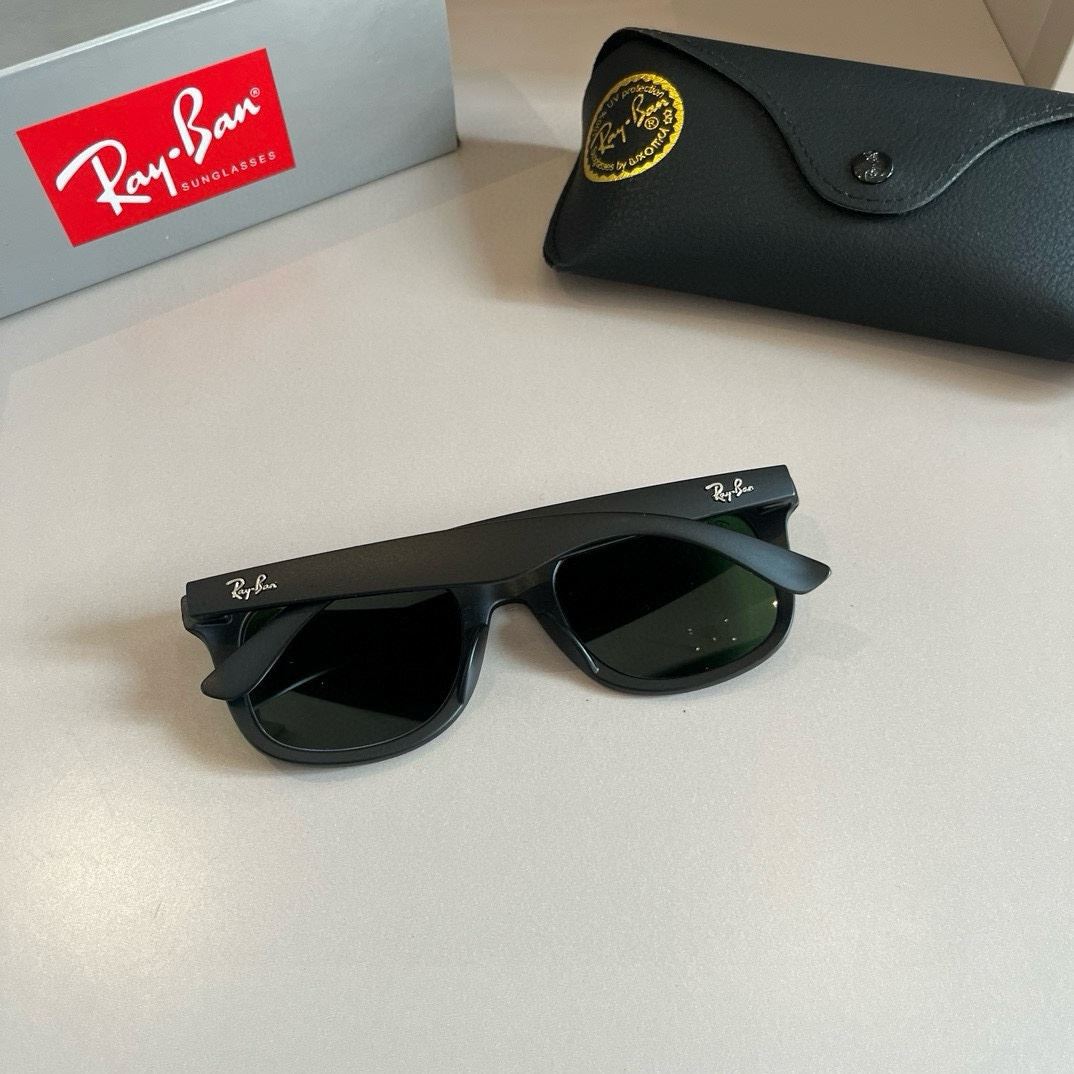 Bay Ban Sunglasses